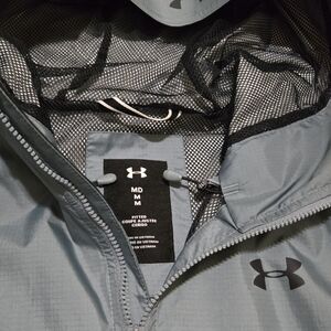 Women's M Under Armour Light Teal Moss, Packable, Rain Resistaint Jacket NWOT